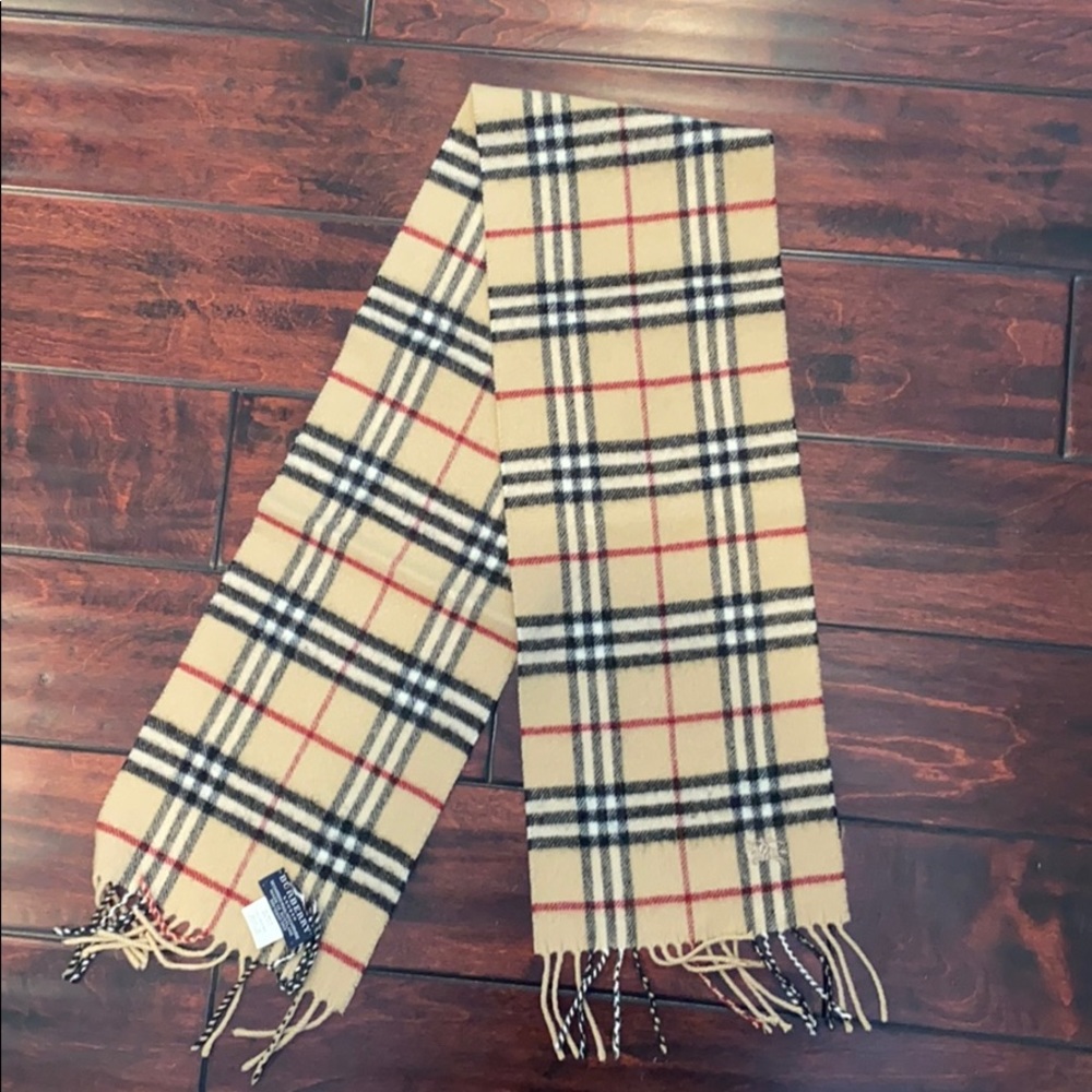 Burberry scarf